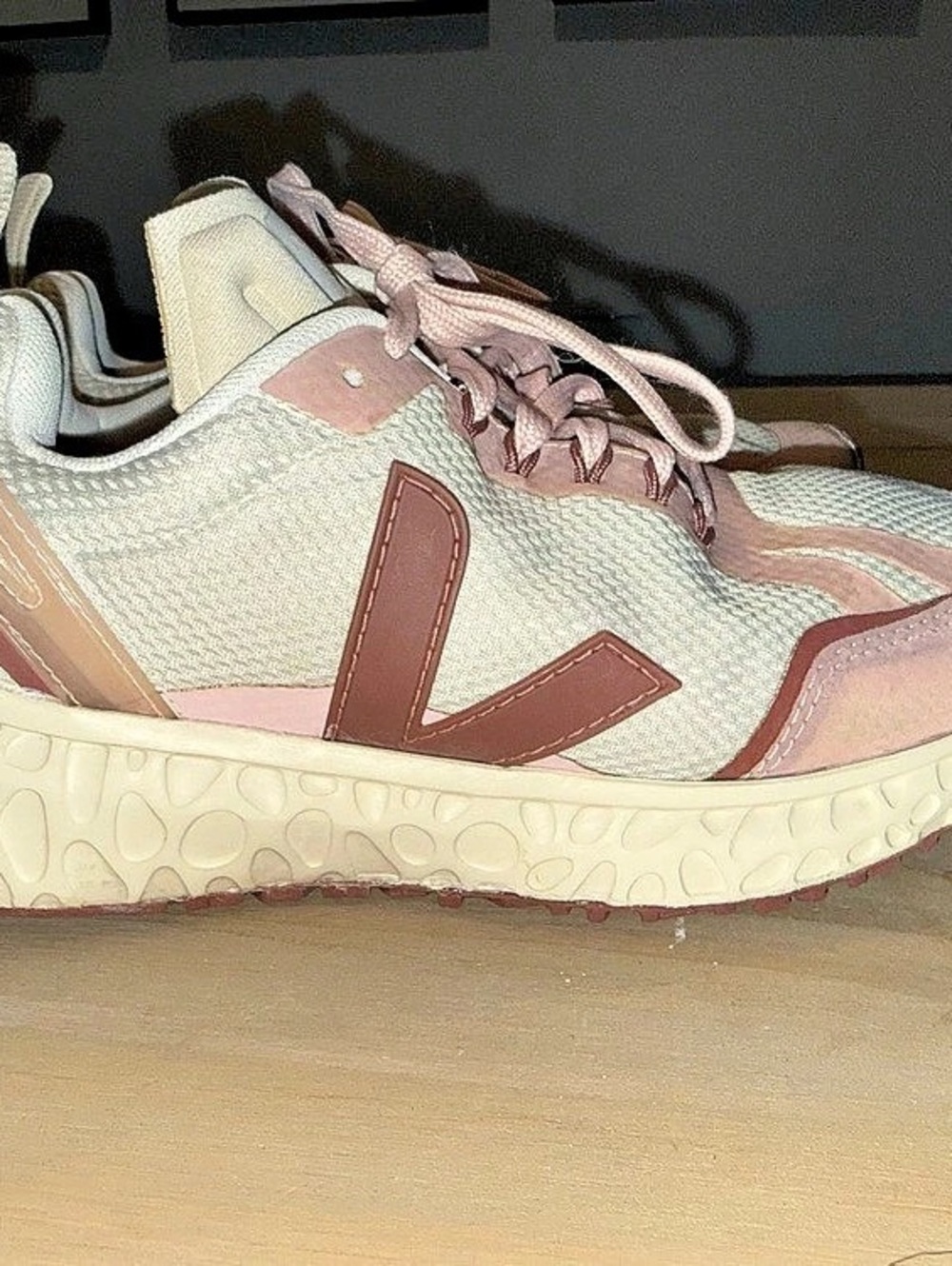 Veja Venturi Alveomesh Sneakers Pink & Cream EU 39